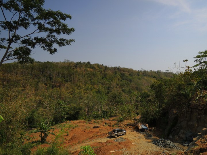 gunung batu ciracap